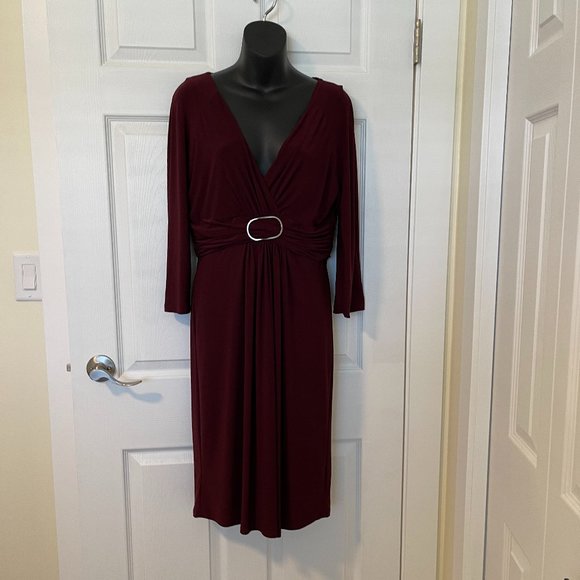 NEW Burgundy Gigi Size 6 & 12 Dress - Picture 1 of 13